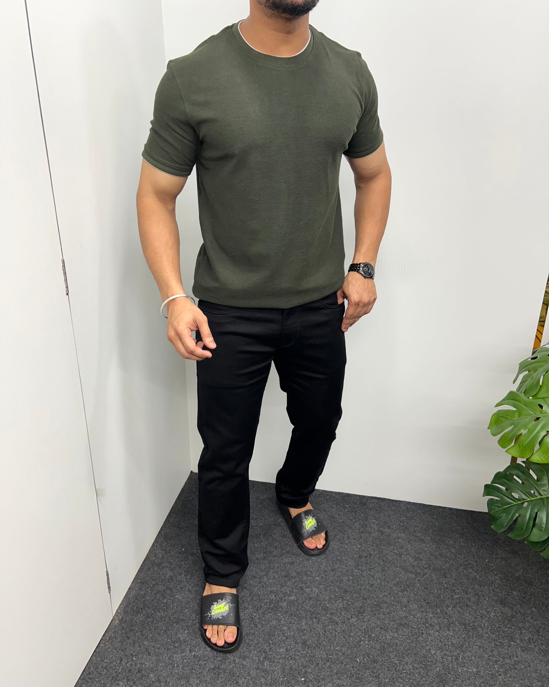 Green Plain Half Sleeve Knit T-Shirt