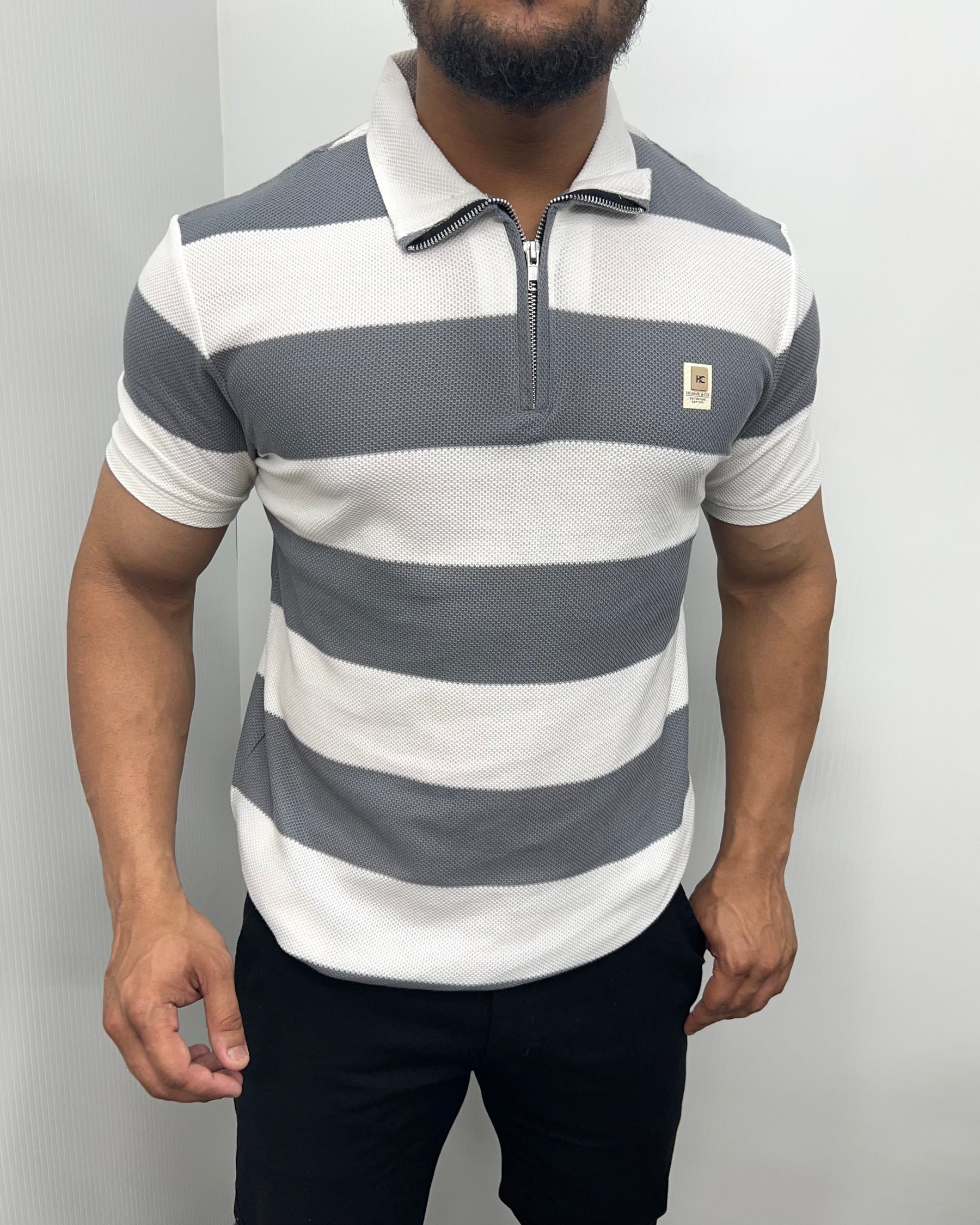 Gray Honeycomb Fabric Collar T-Shirt