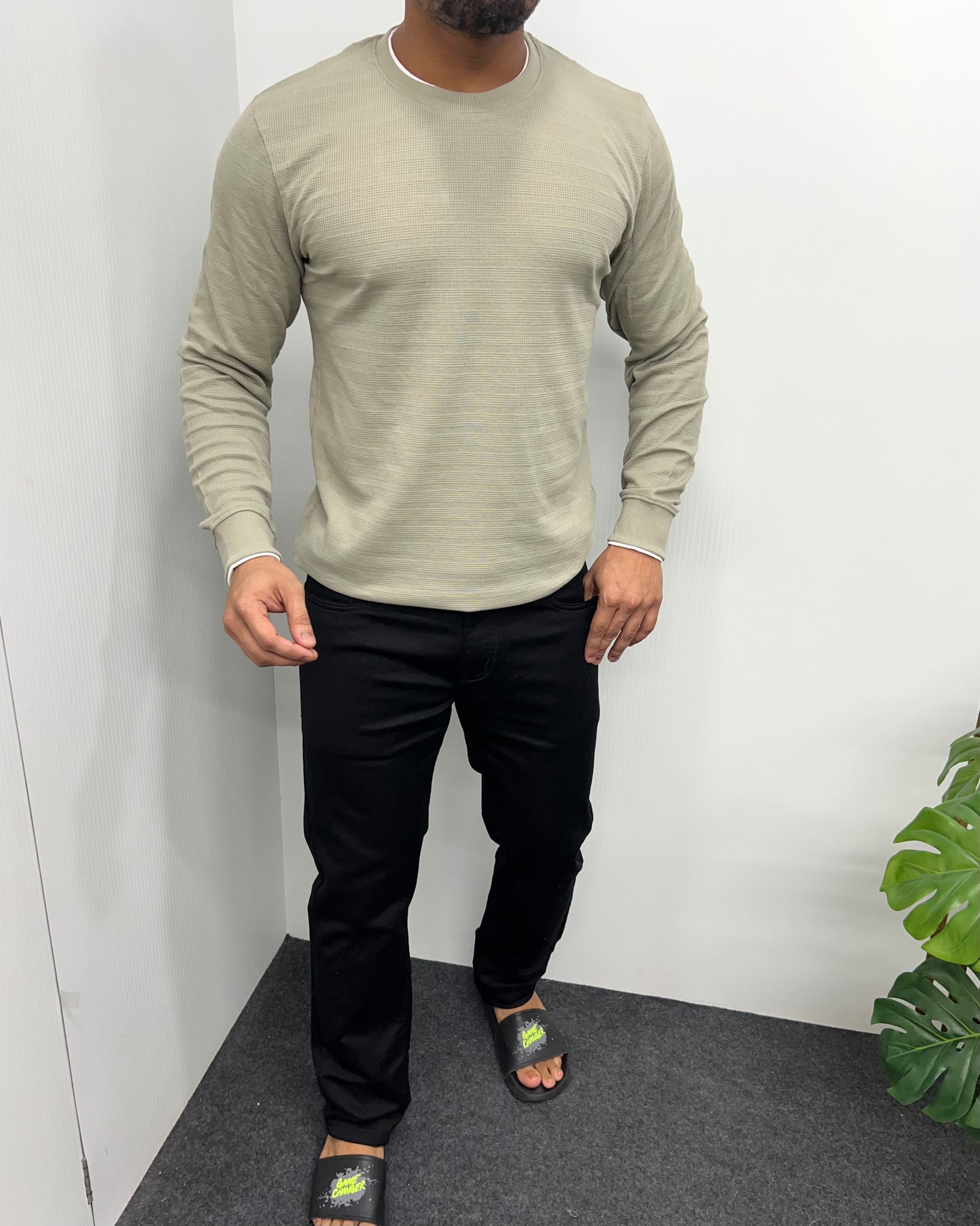 Dusty Plain Knit T-Shirt